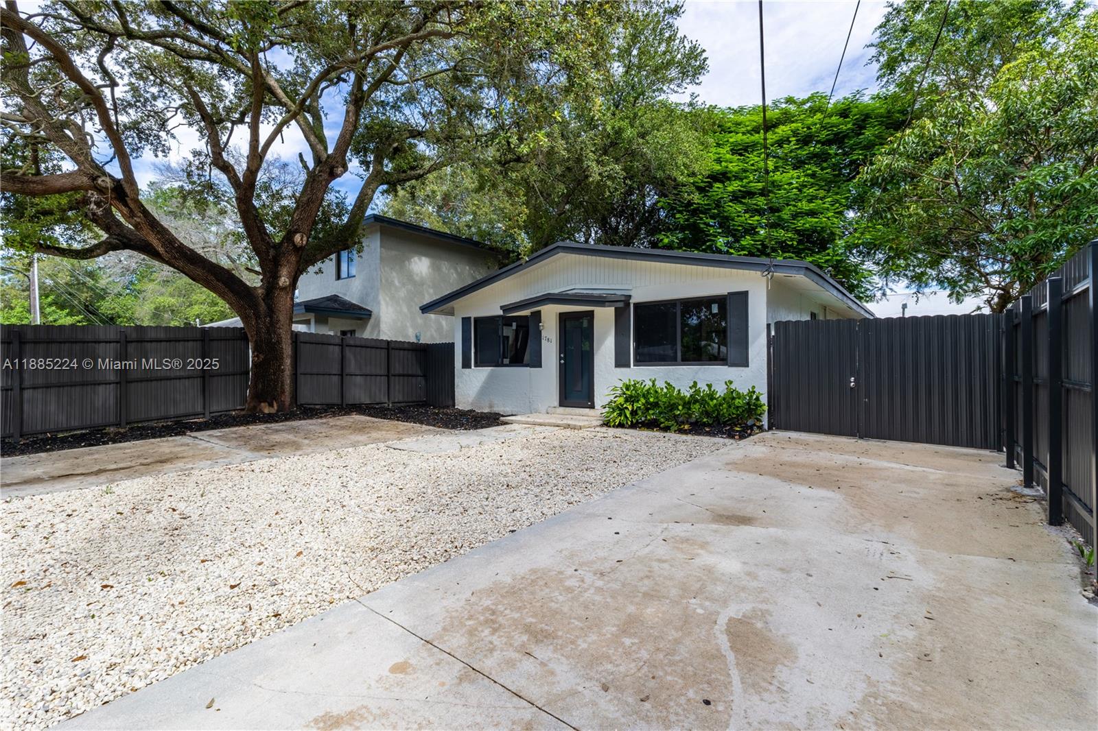 CLEAR VIEW PARK - Residential