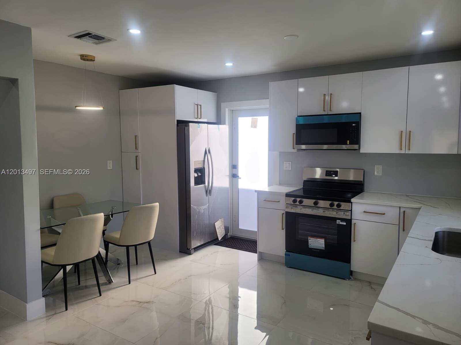 FULFORD HIGHLANDS SECOND - Residential