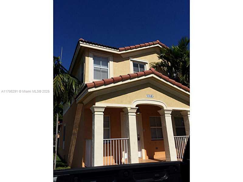 Rental Property at 10849 Sw 243 Ln, Homestead, Miami-Dade County, Florida - Bedrooms: 4 
Bathrooms: 4  - $2,800 MO.