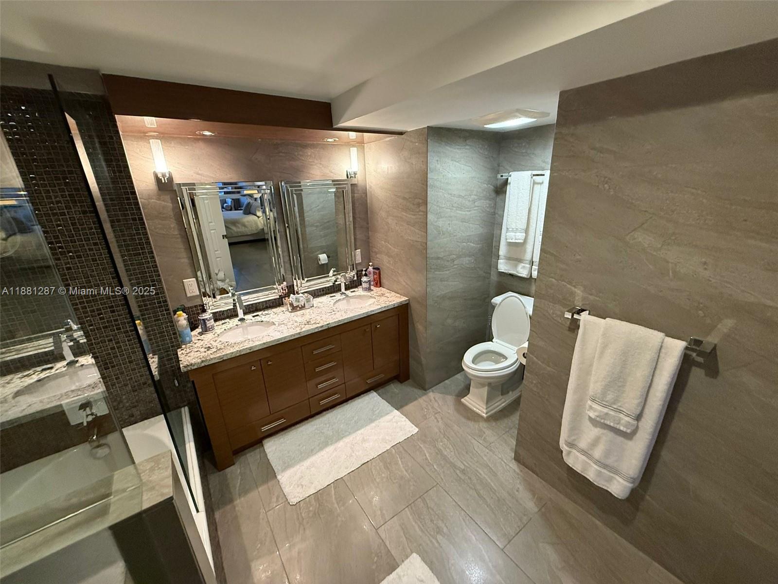 OCEAN CLUB CONDO - Residential Lease