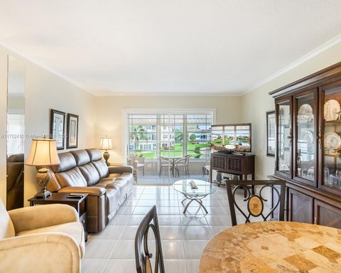 A home in Lauderdale Lakes
