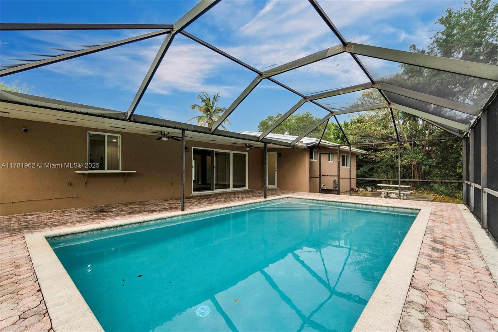 BENSON PARK - Residential