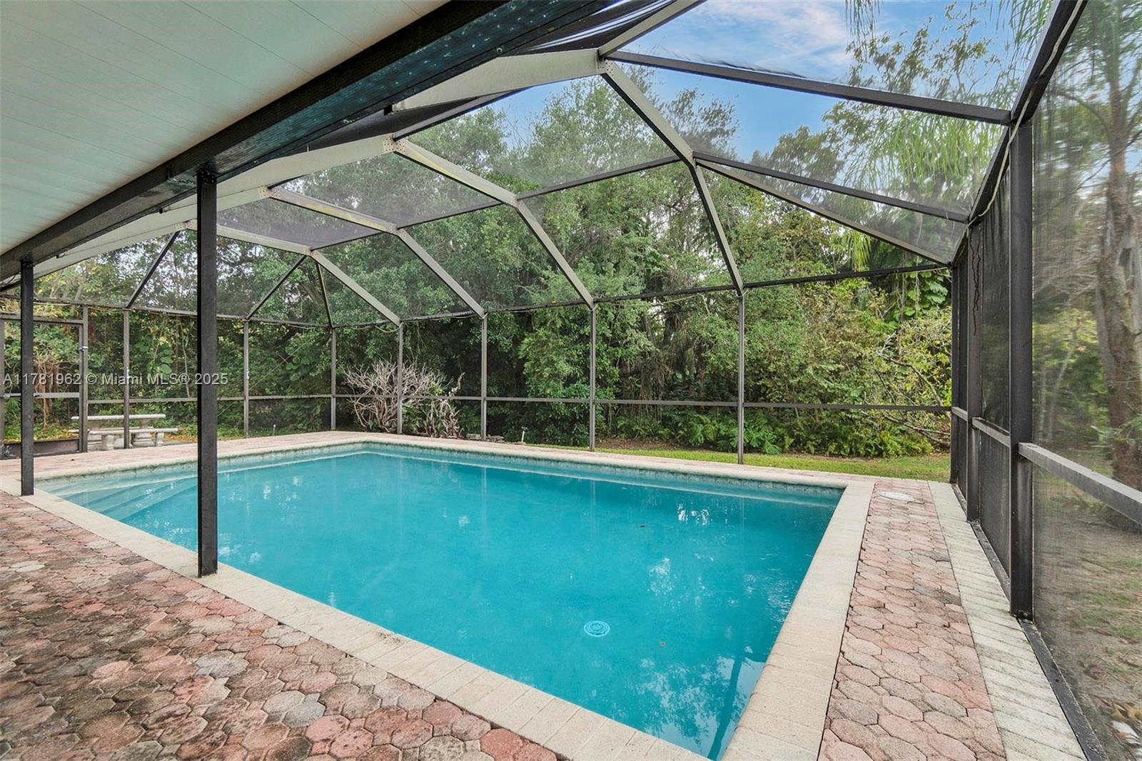 BENSON PARK - Residential