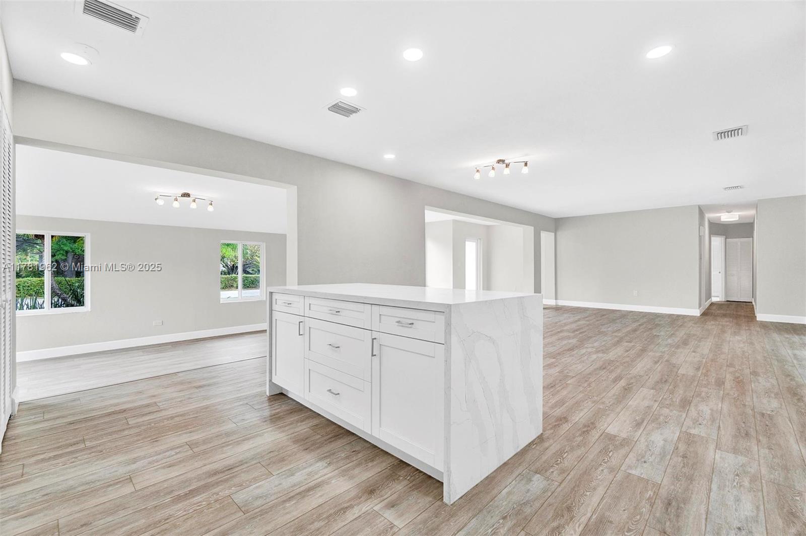 BENSON PARK - Residential