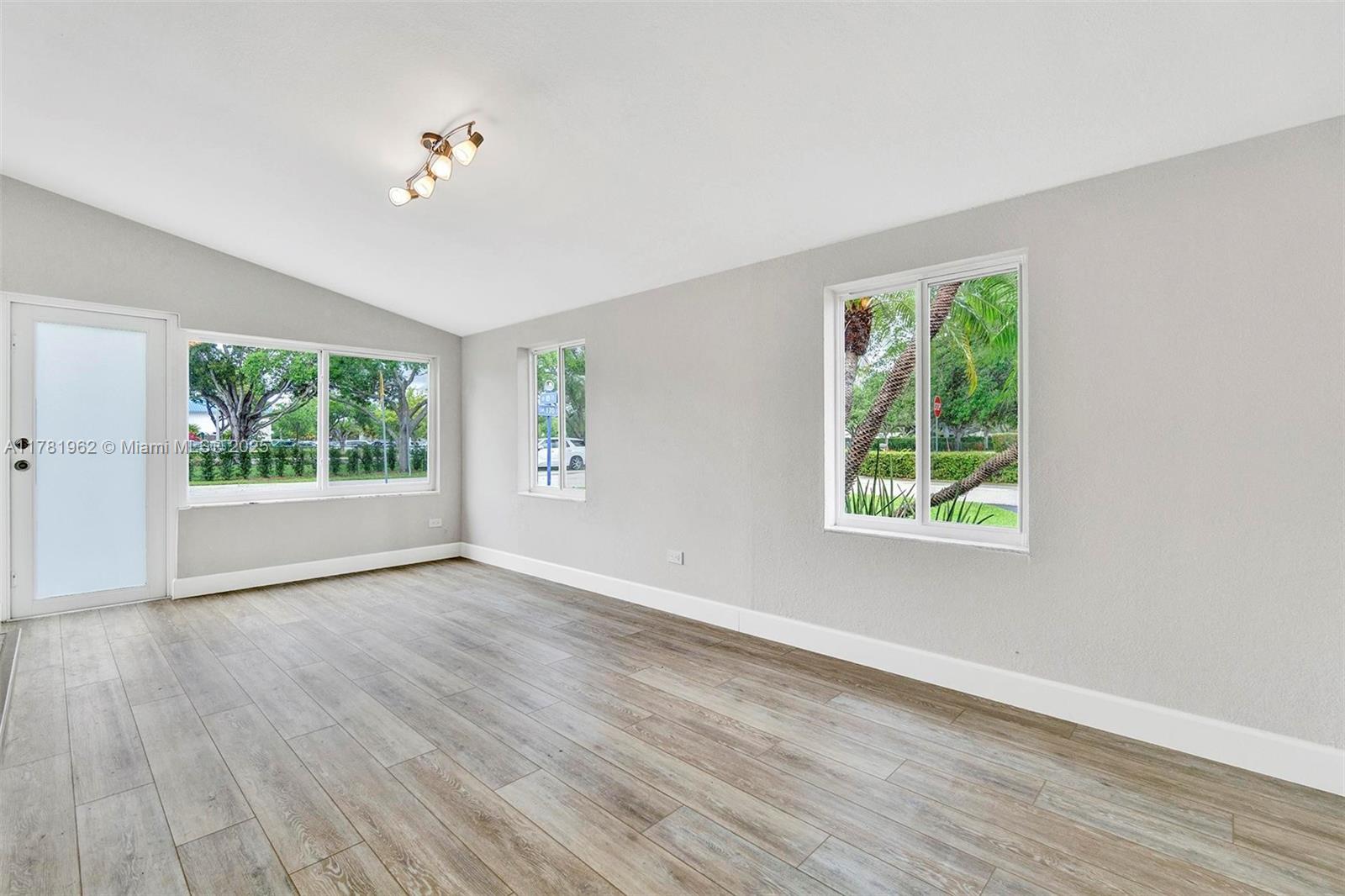 BENSON PARK - Residential