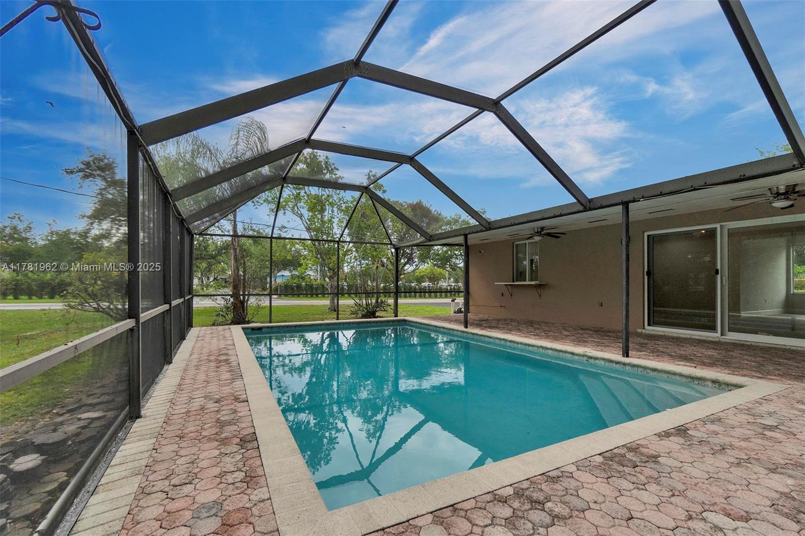 BENSON PARK - Residential