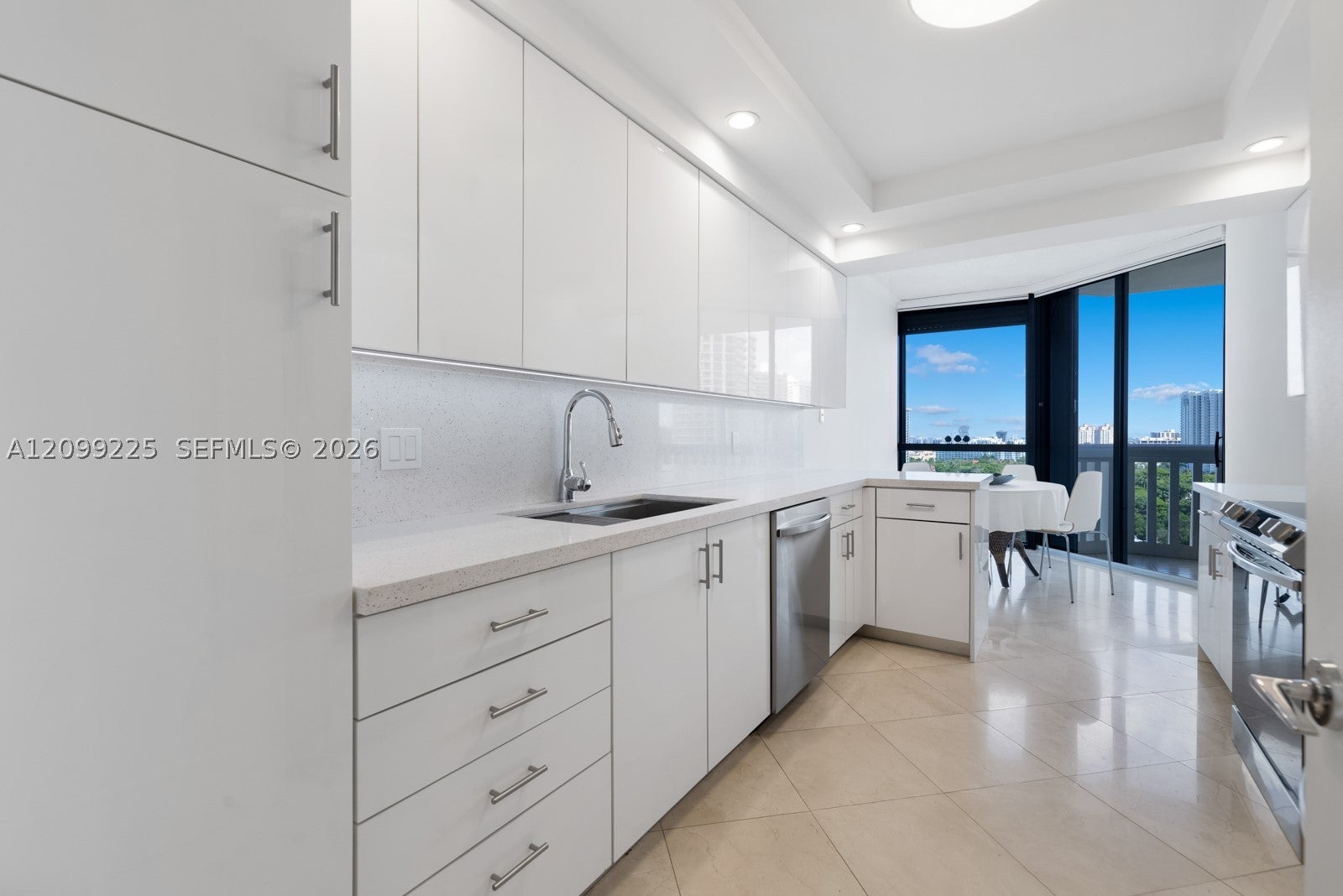 View photos, virtual tours, details... 2000 Island Blvd 1710