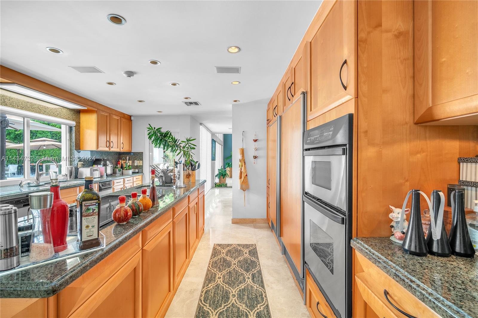 KEYSTONE ISLAND - Residential