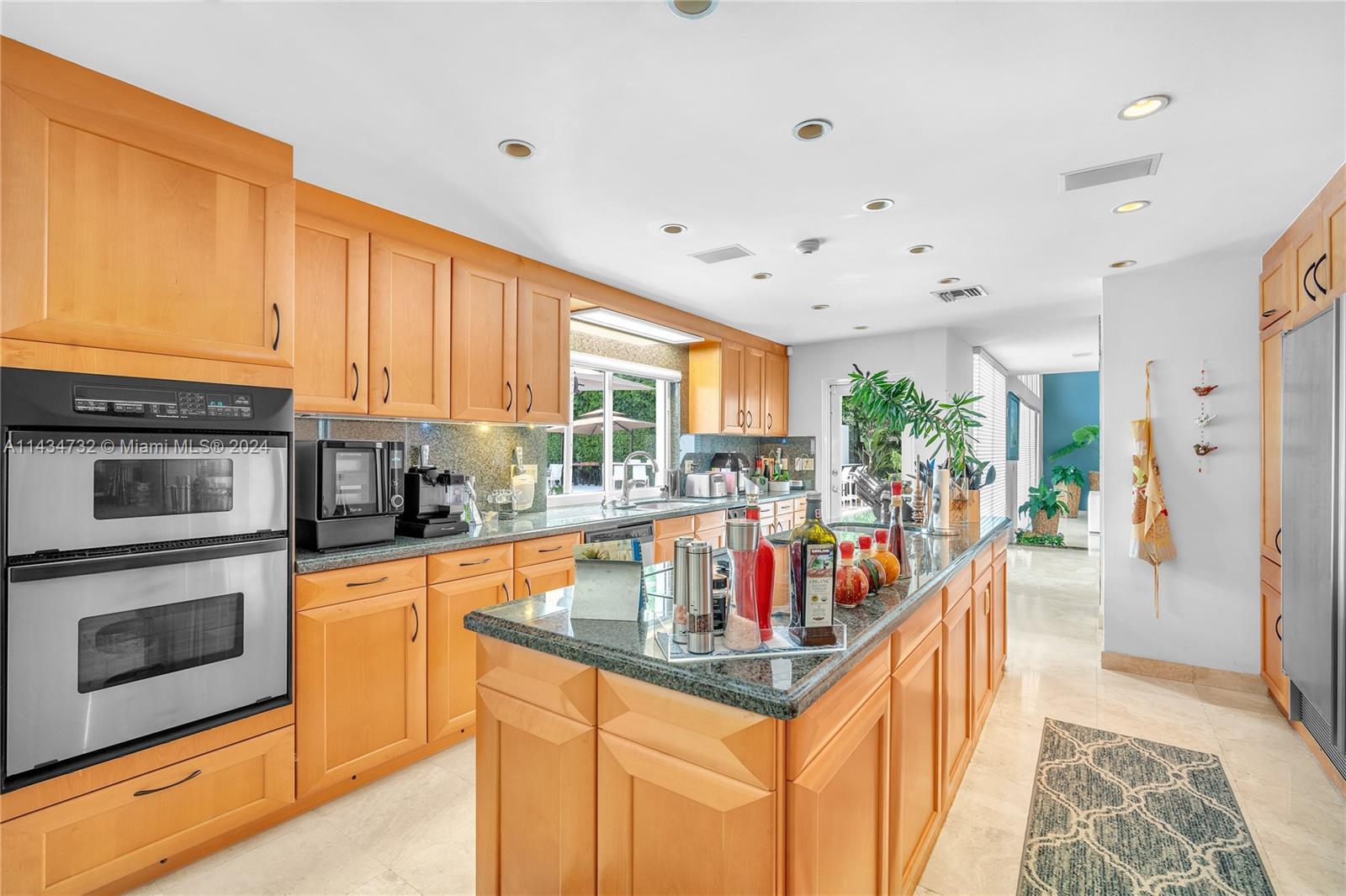 KEYSTONE ISLAND - Residential