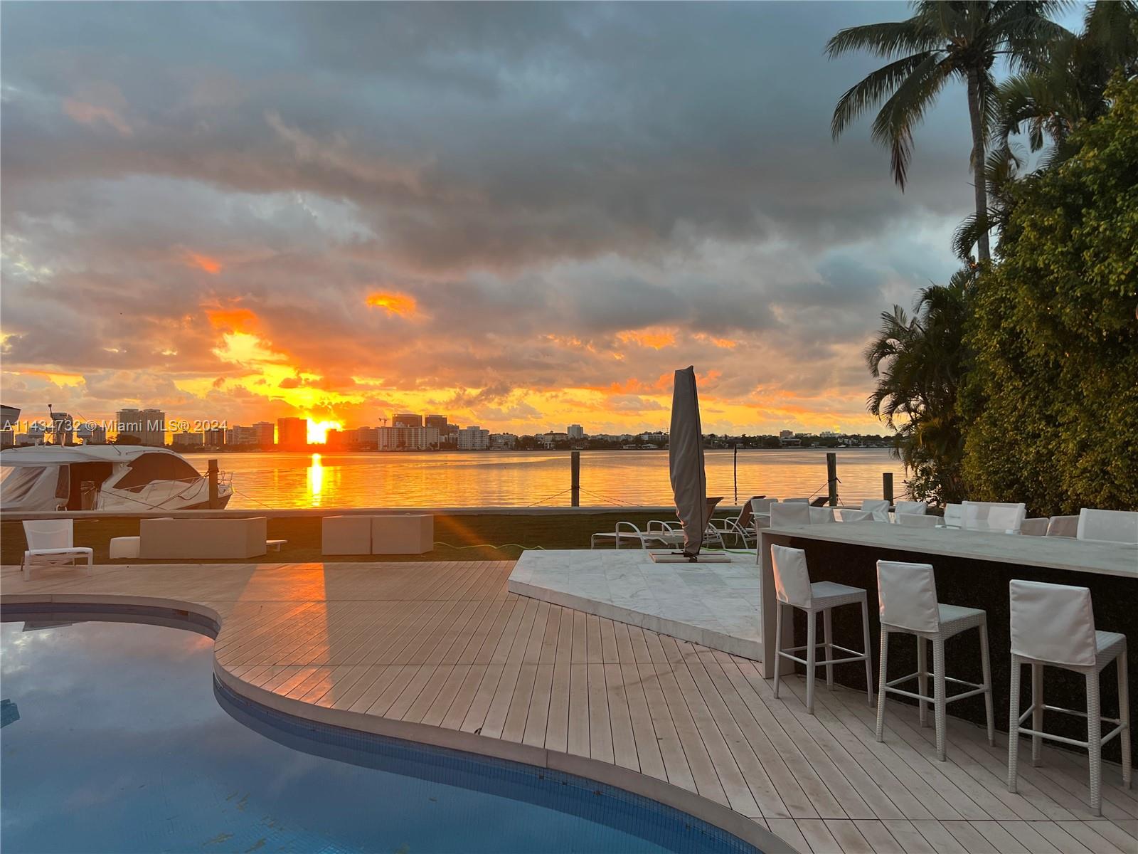 KEYSTONE ISLAND - Residential