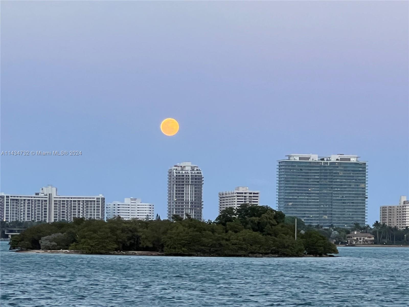 KEYSTONE ISLAND - Residential