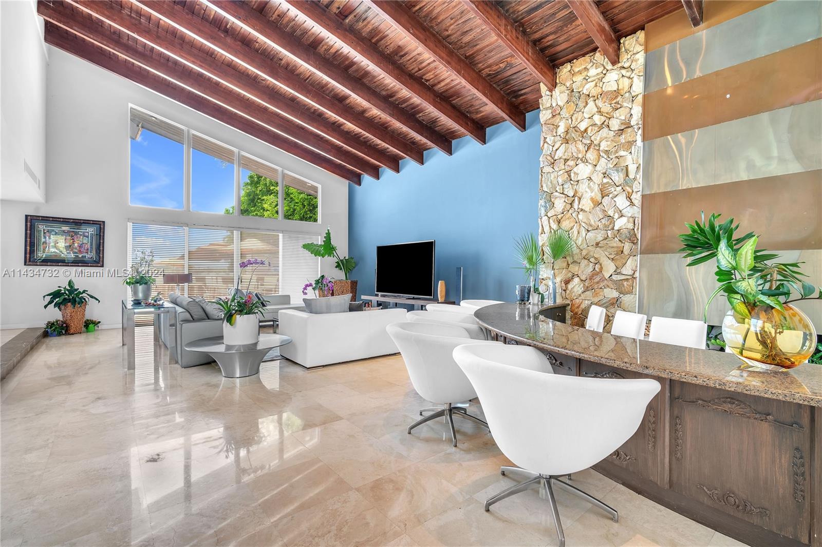 KEYSTONE ISLAND - Residential