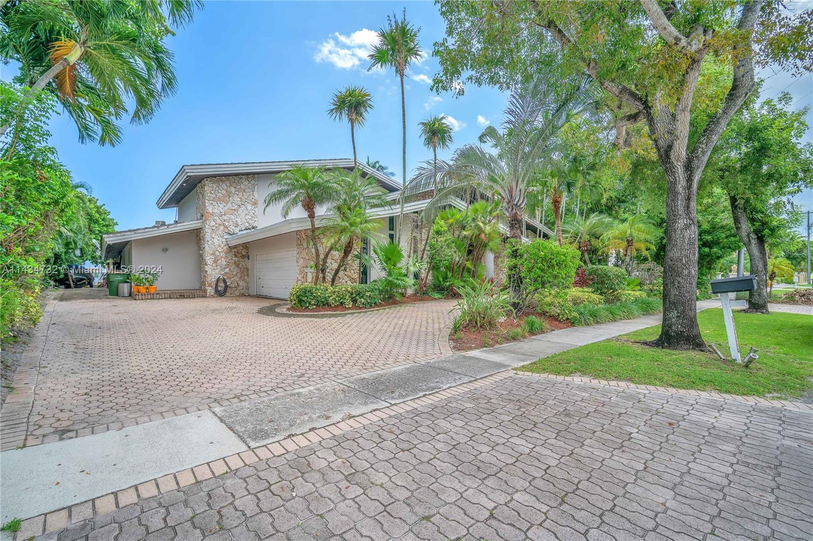 KEYSTONE ISLAND - Residential