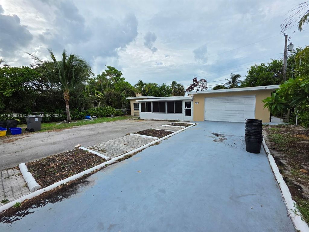 Photo of 1891 Ridge Rd, North Palm Beach, FL 33408 (MLS # A11859983)