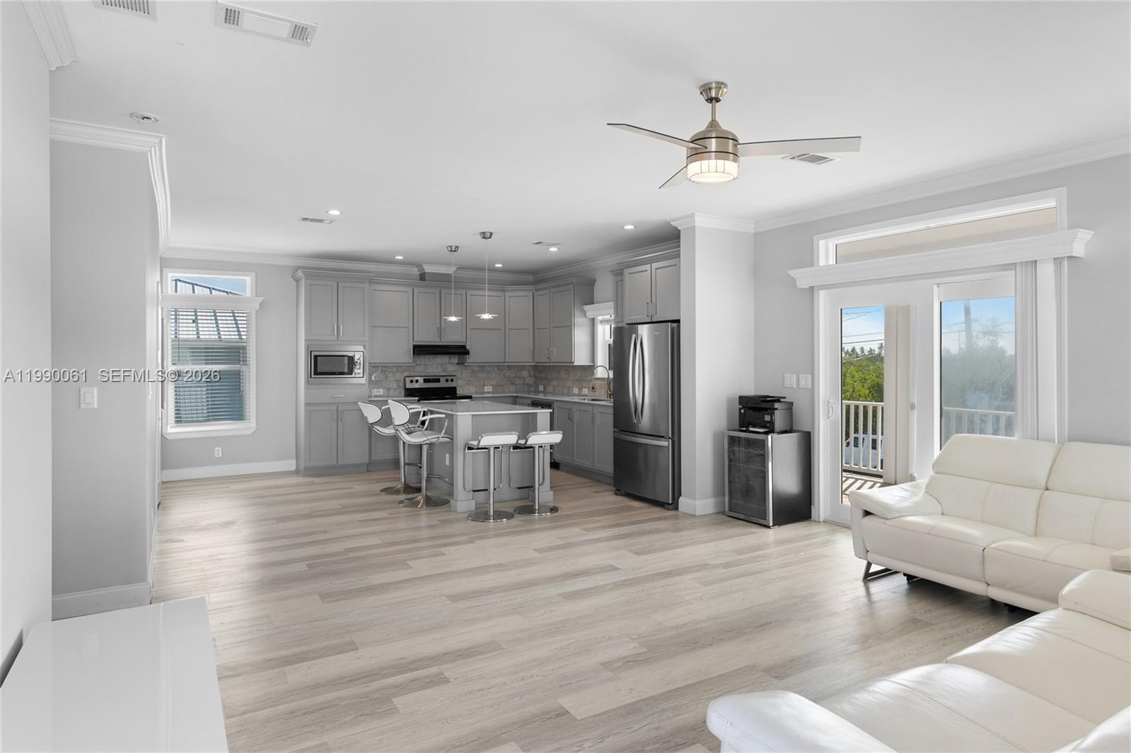 SUNSET BAY - Residential
