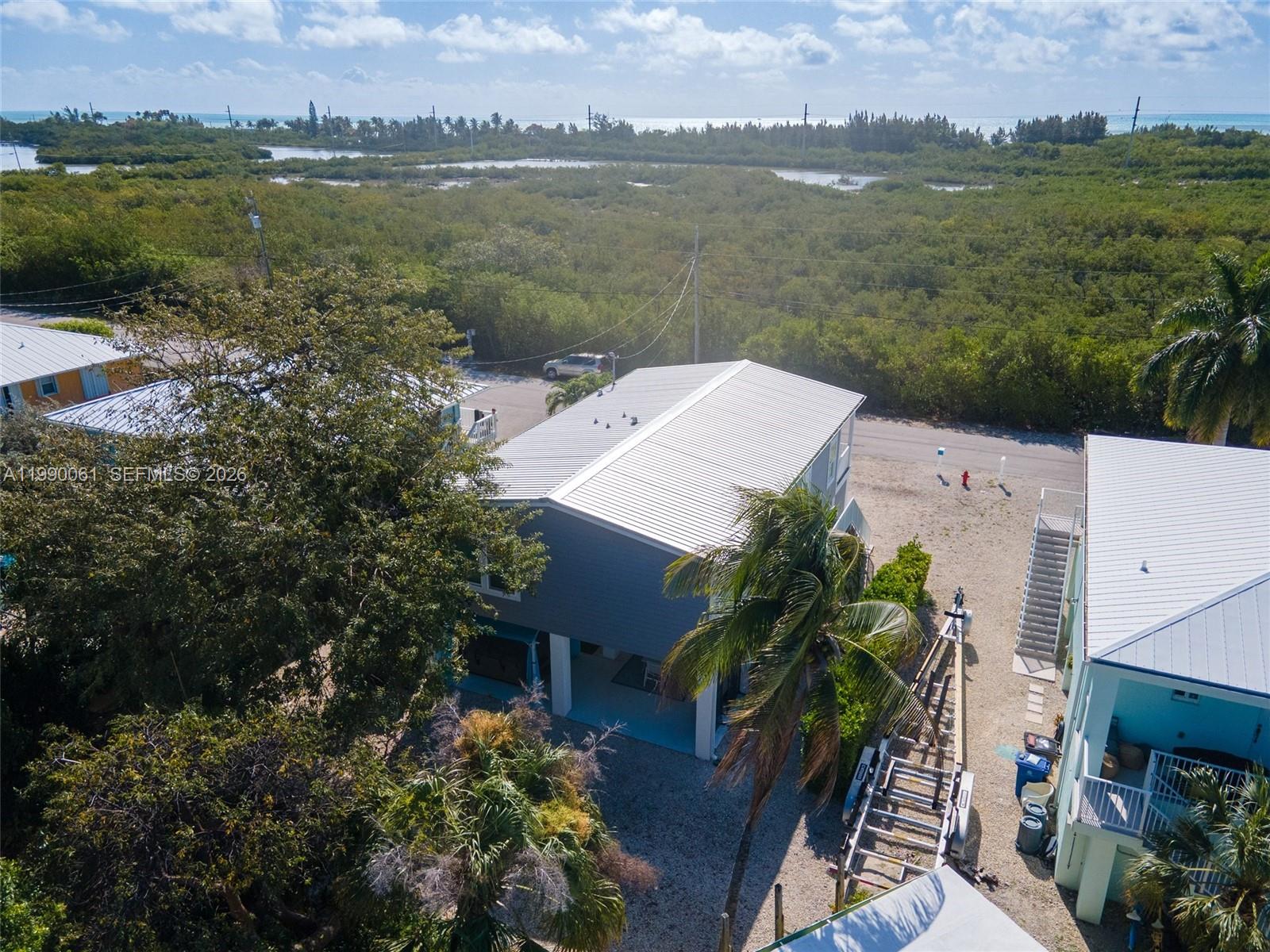 SUNSET BAY - Residential
