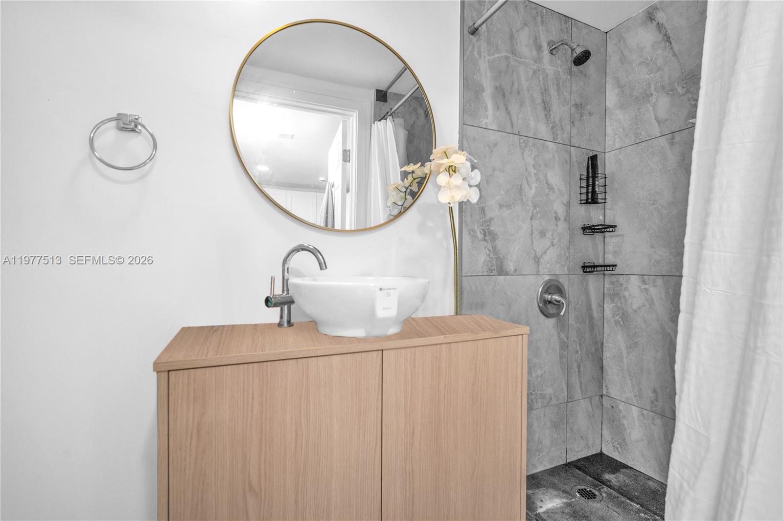 HERITAGE HOMES FIRST ADD - Residential