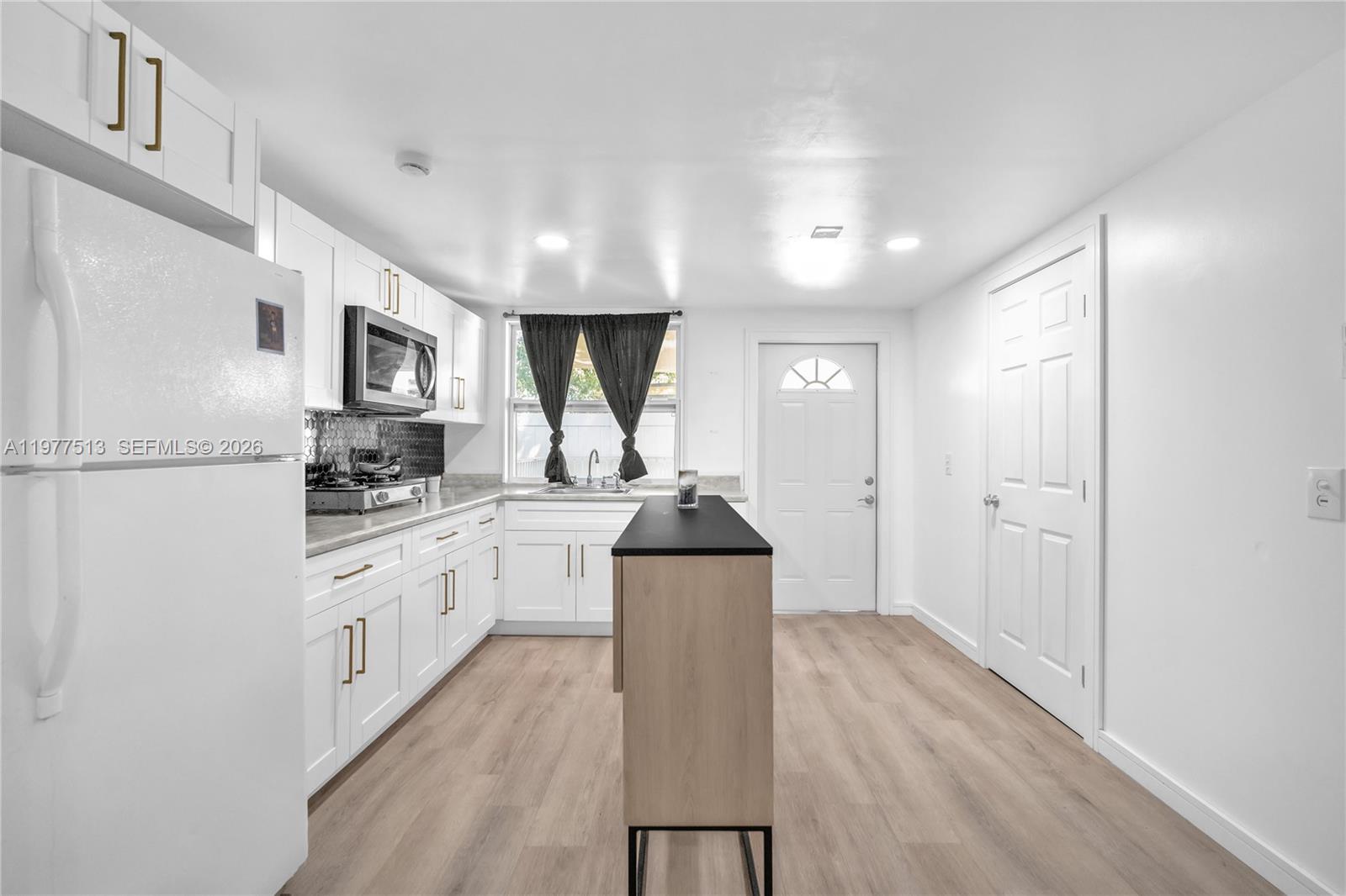 HERITAGE HOMES FIRST ADD - Residential