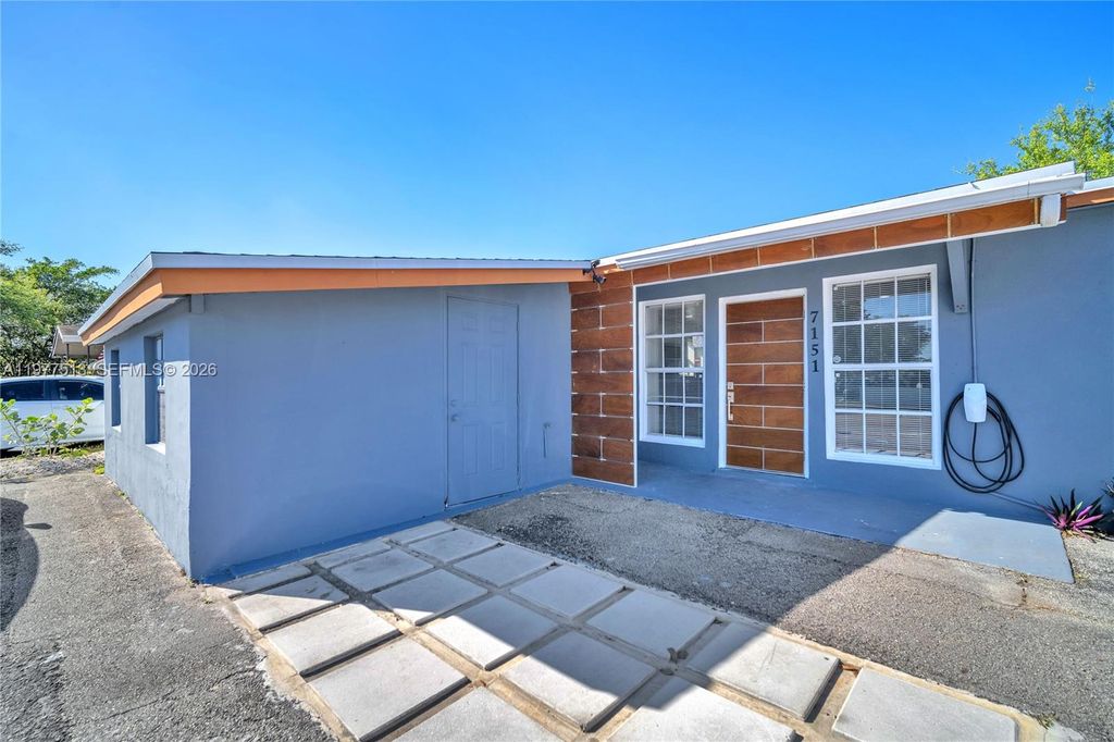 Photo of 7151 Taft St, Hollywood, FL 33024 (MLS # A11977513)