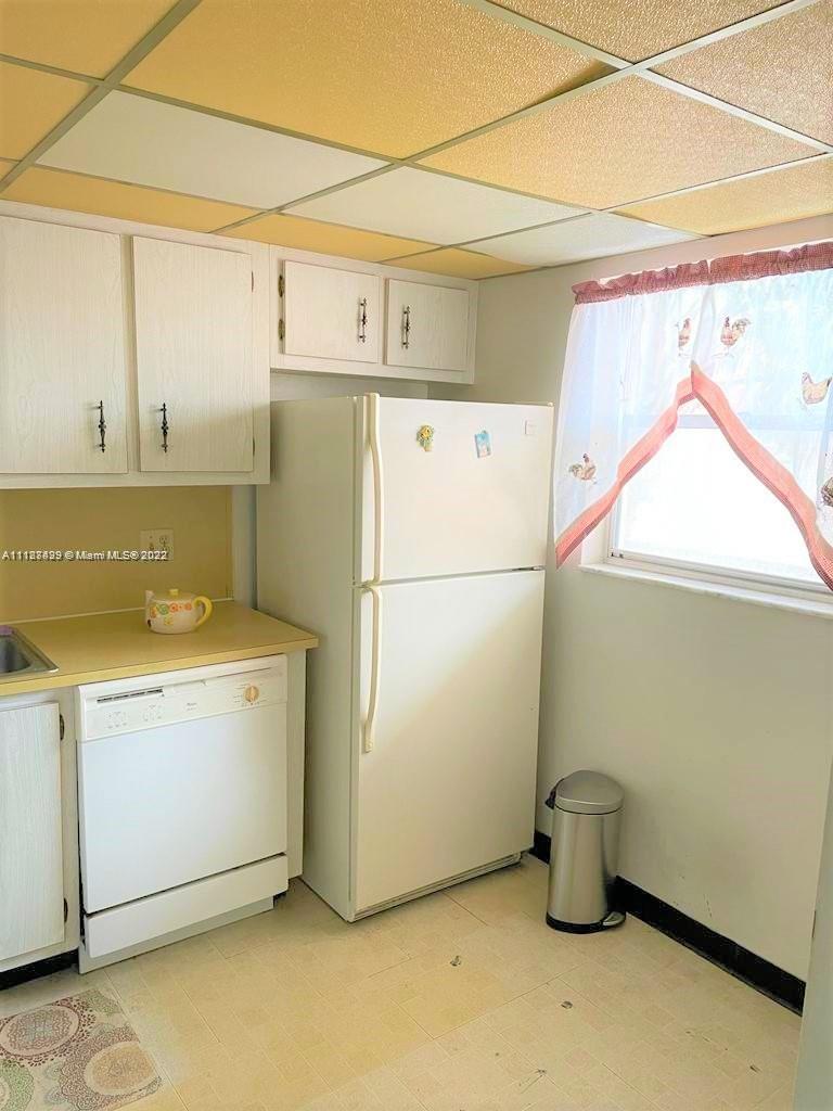 HOLIDAY SPRINGS VILLAGE 3 - Residential