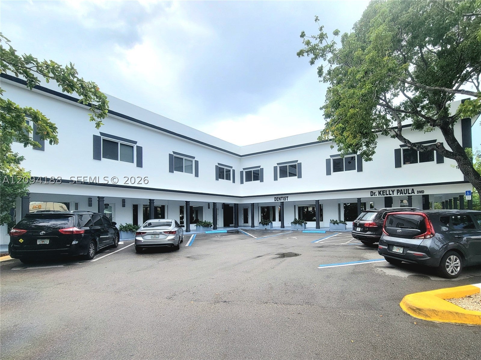4390 N Federal Hwy