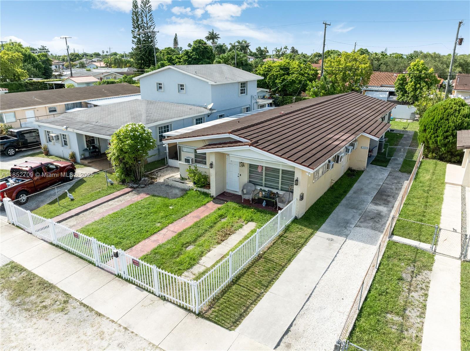 CENTRAL HEIGHTS - Residential Income