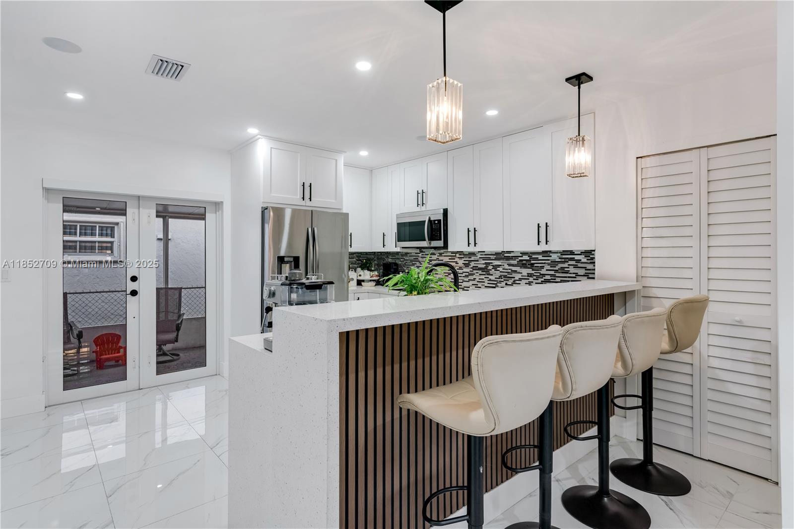 CENTRAL HEIGHTS - Residential Income