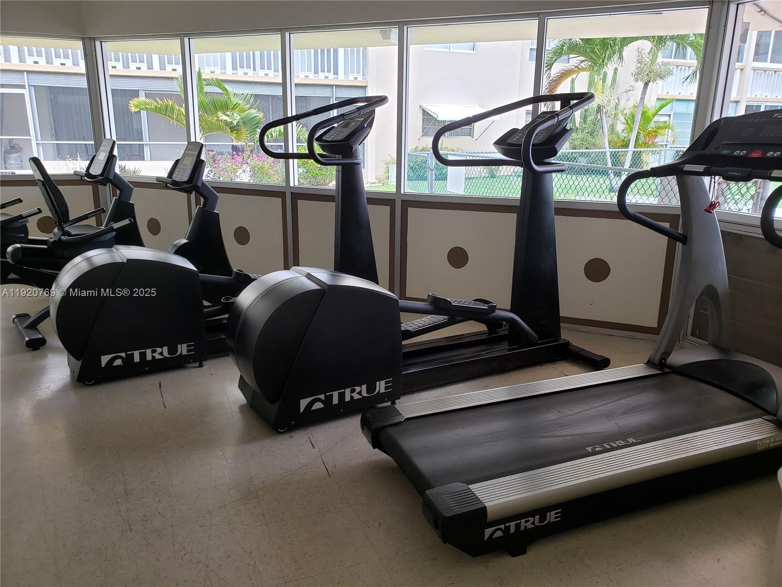 MEADOWBROOK TOWERS CONDO - Residential Lease