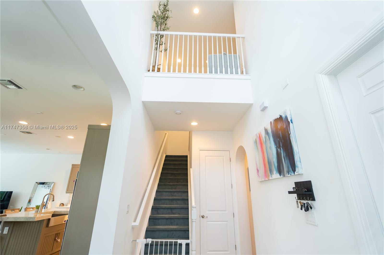 PEMBROKE LAKES SOUTH - Residential Lease