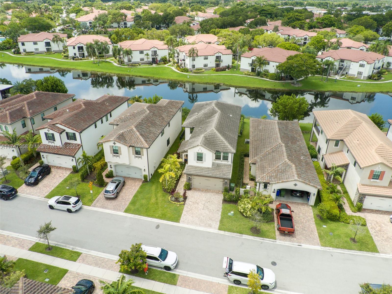 PEMBROKE LAKES SOUTH - Residential Lease