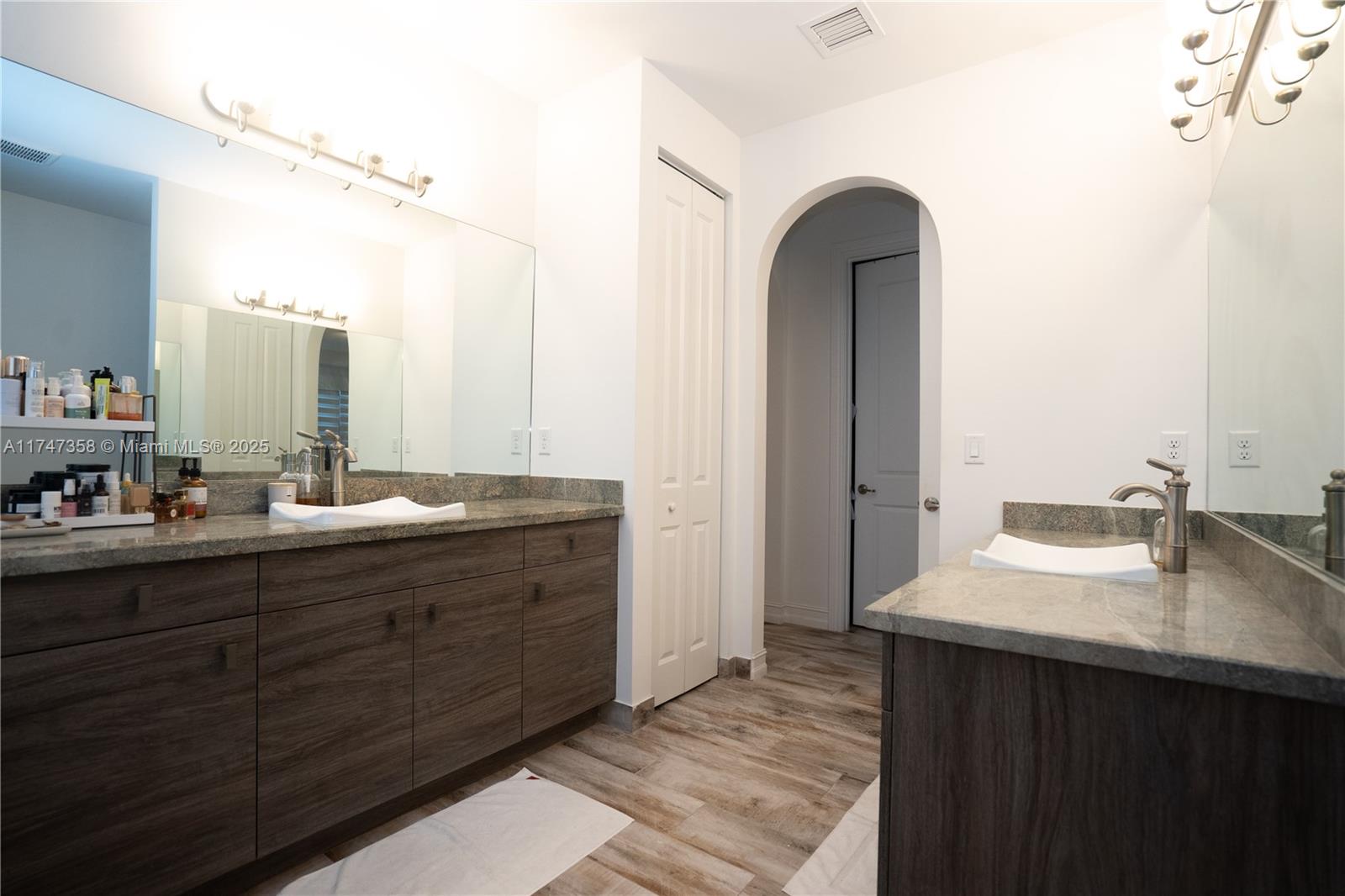 PEMBROKE LAKES SOUTH - Residential Lease