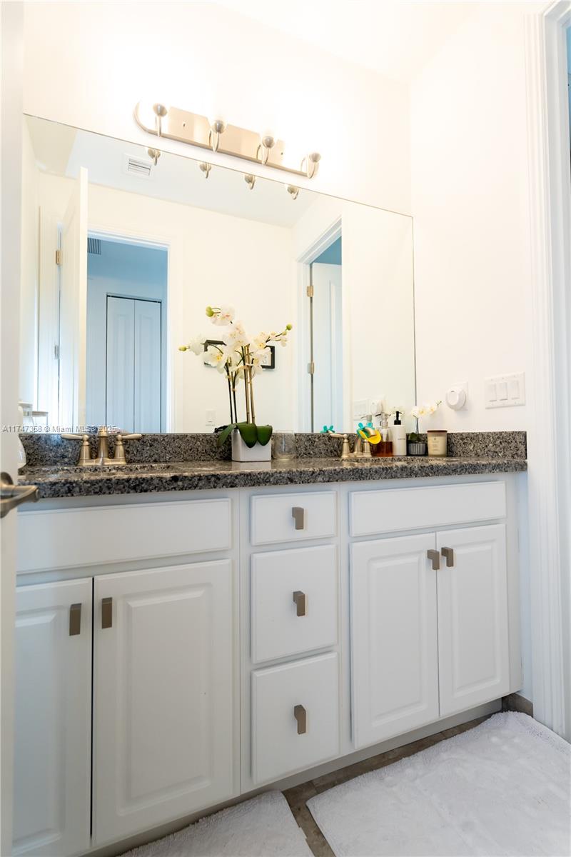 PEMBROKE LAKES SOUTH - Residential Lease