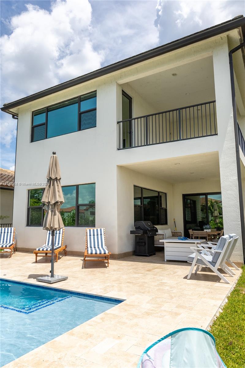 PEMBROKE LAKES SOUTH - Residential Lease