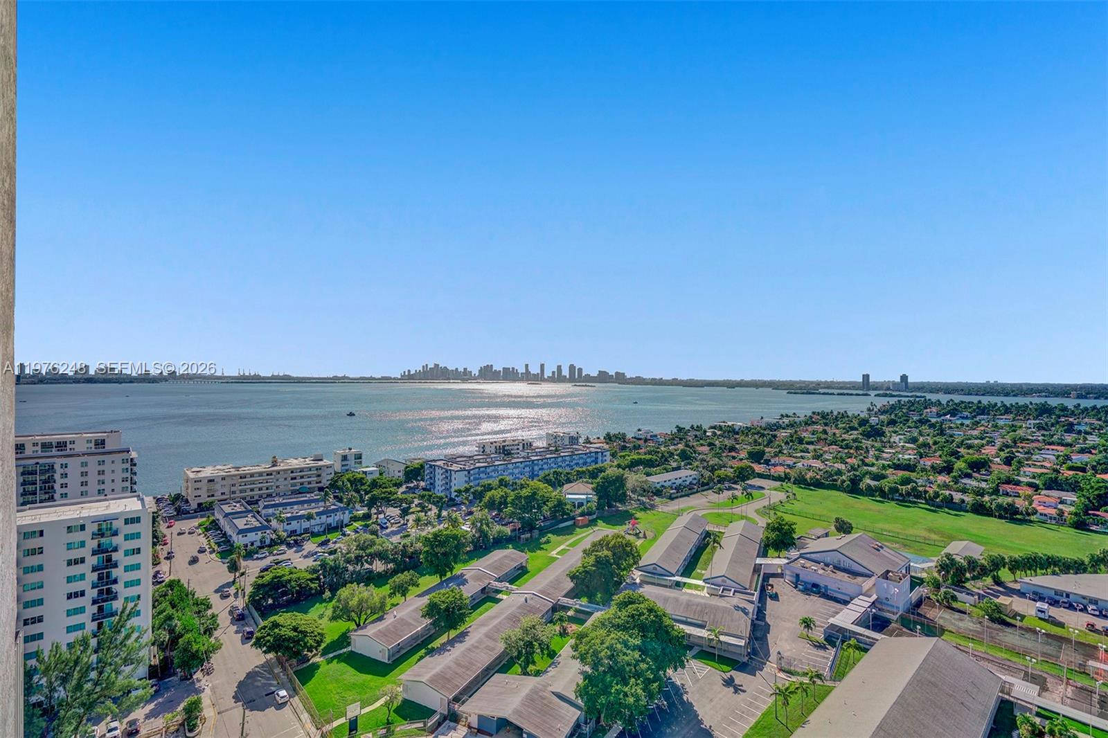 THE GRANDVIEW PALACE COND - Residential Lease