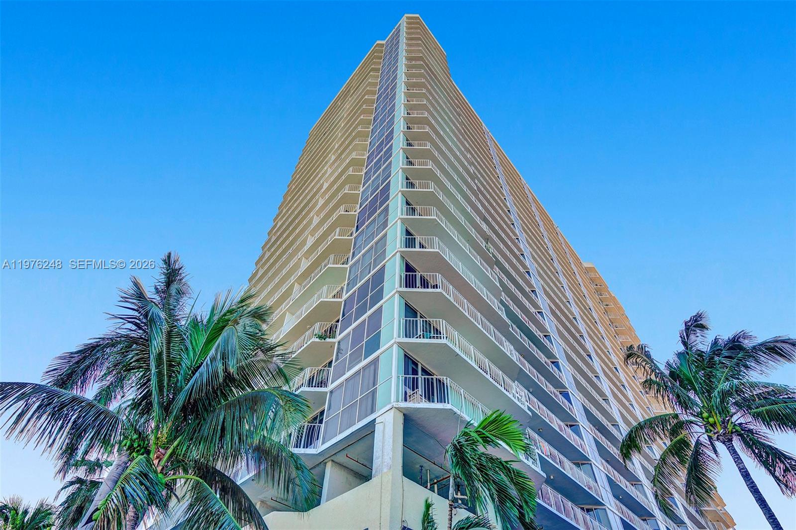 THE GRANDVIEW PALACE COND - Residential Lease