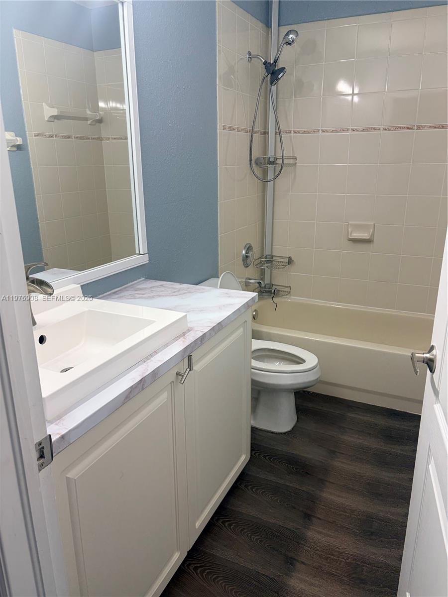 CAZADORES SUB - Residential Lease