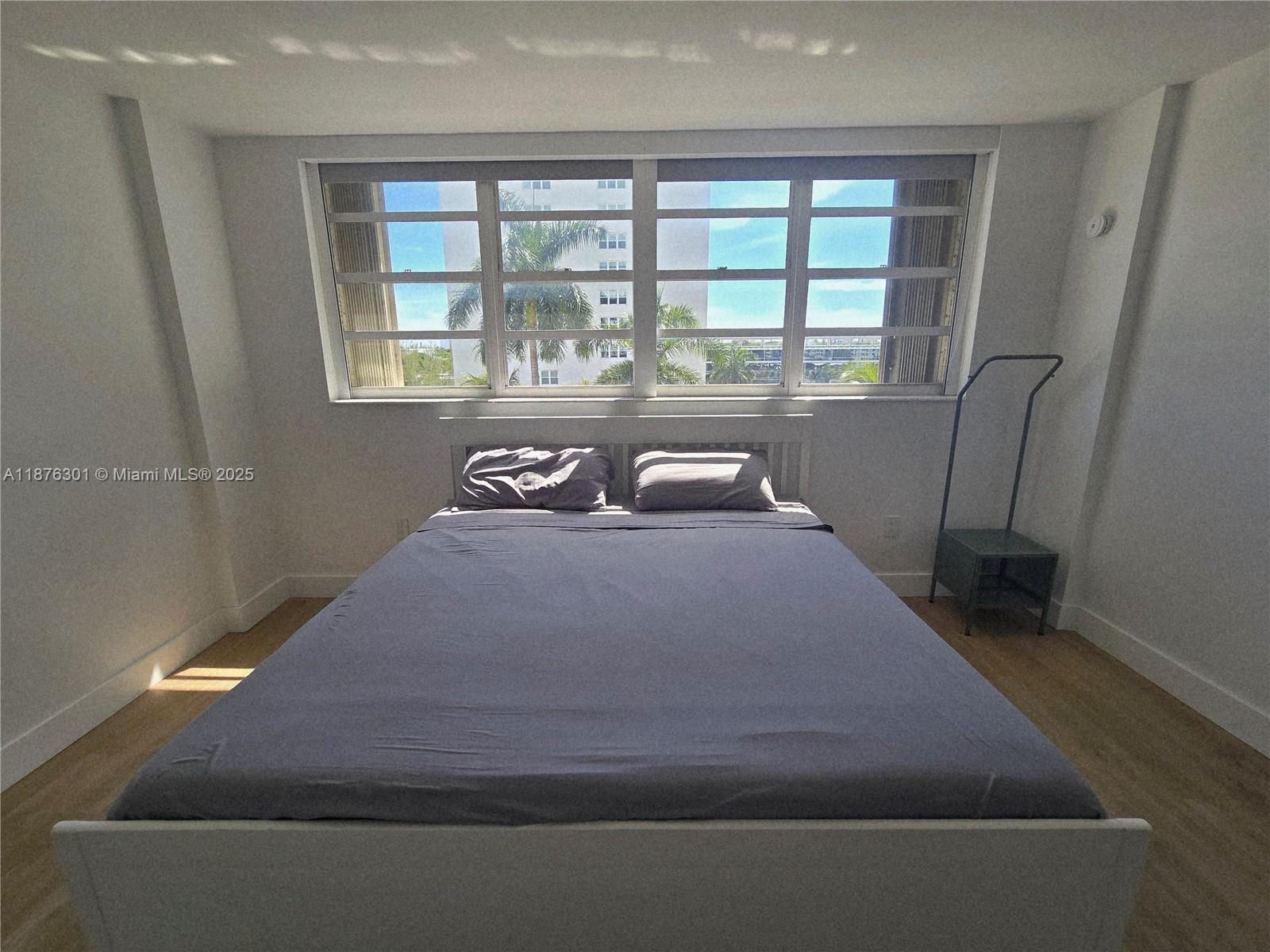 SOUTH BAY CLUB CONDO - Residential Lease