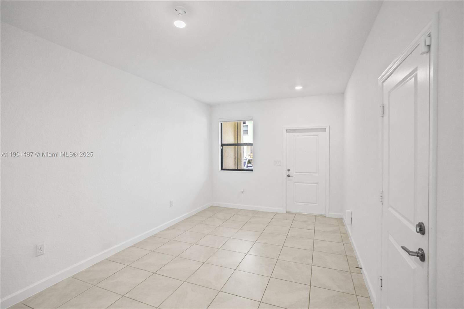 SIENNA RESERVE SOUTH - Residential