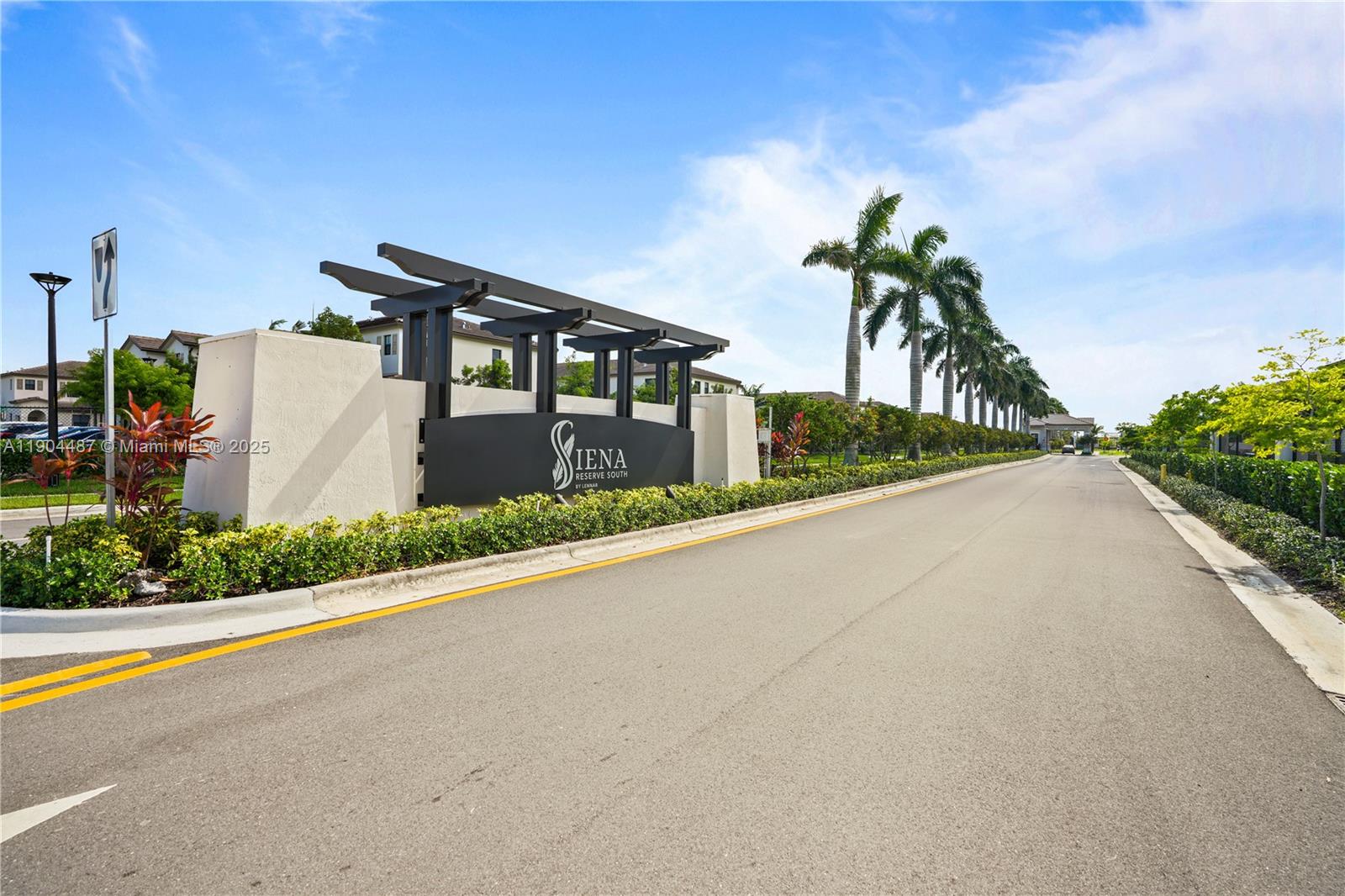 SIENNA RESERVE SOUTH - Residential