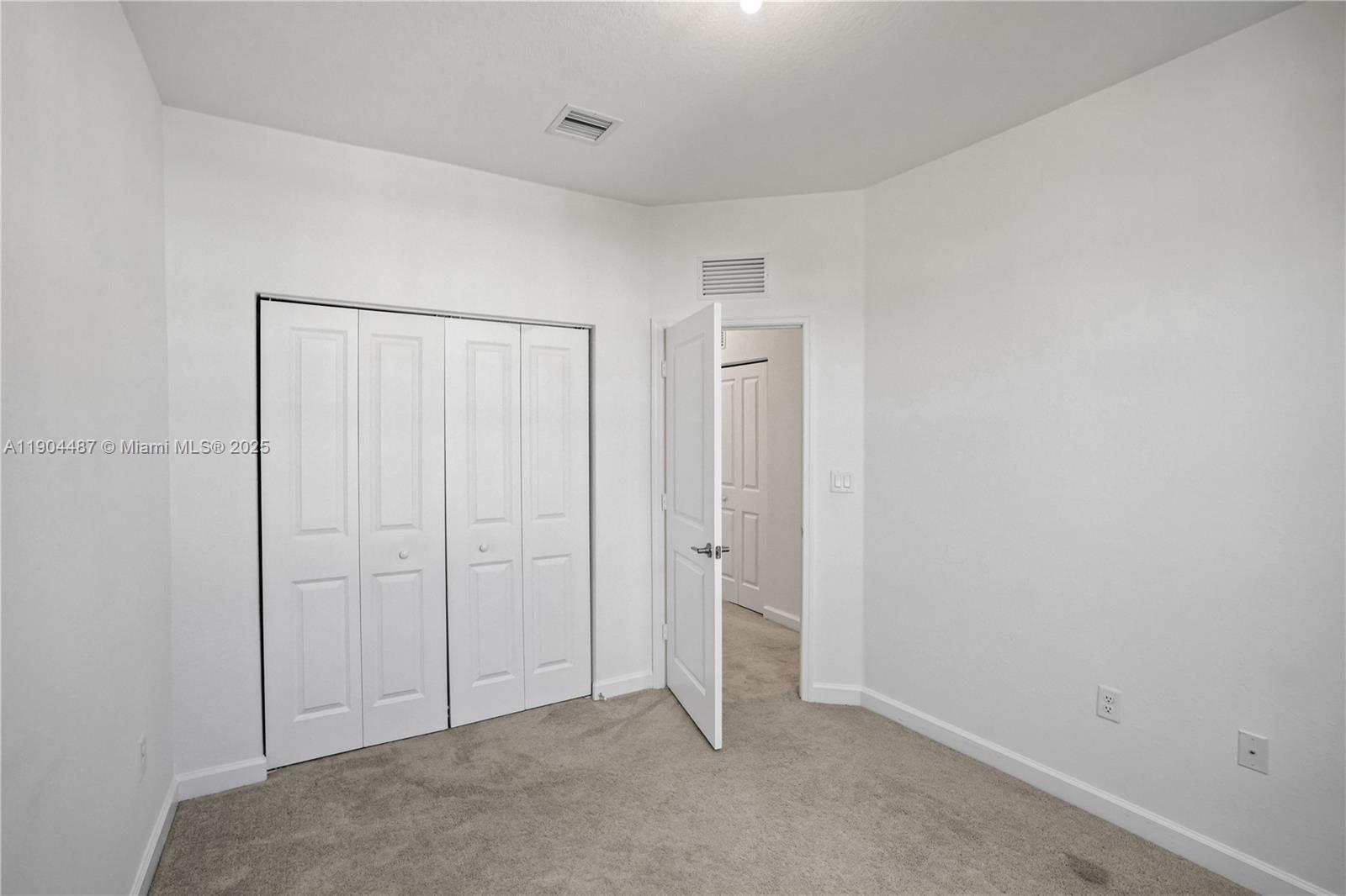 SIENNA RESERVE SOUTH - Residential