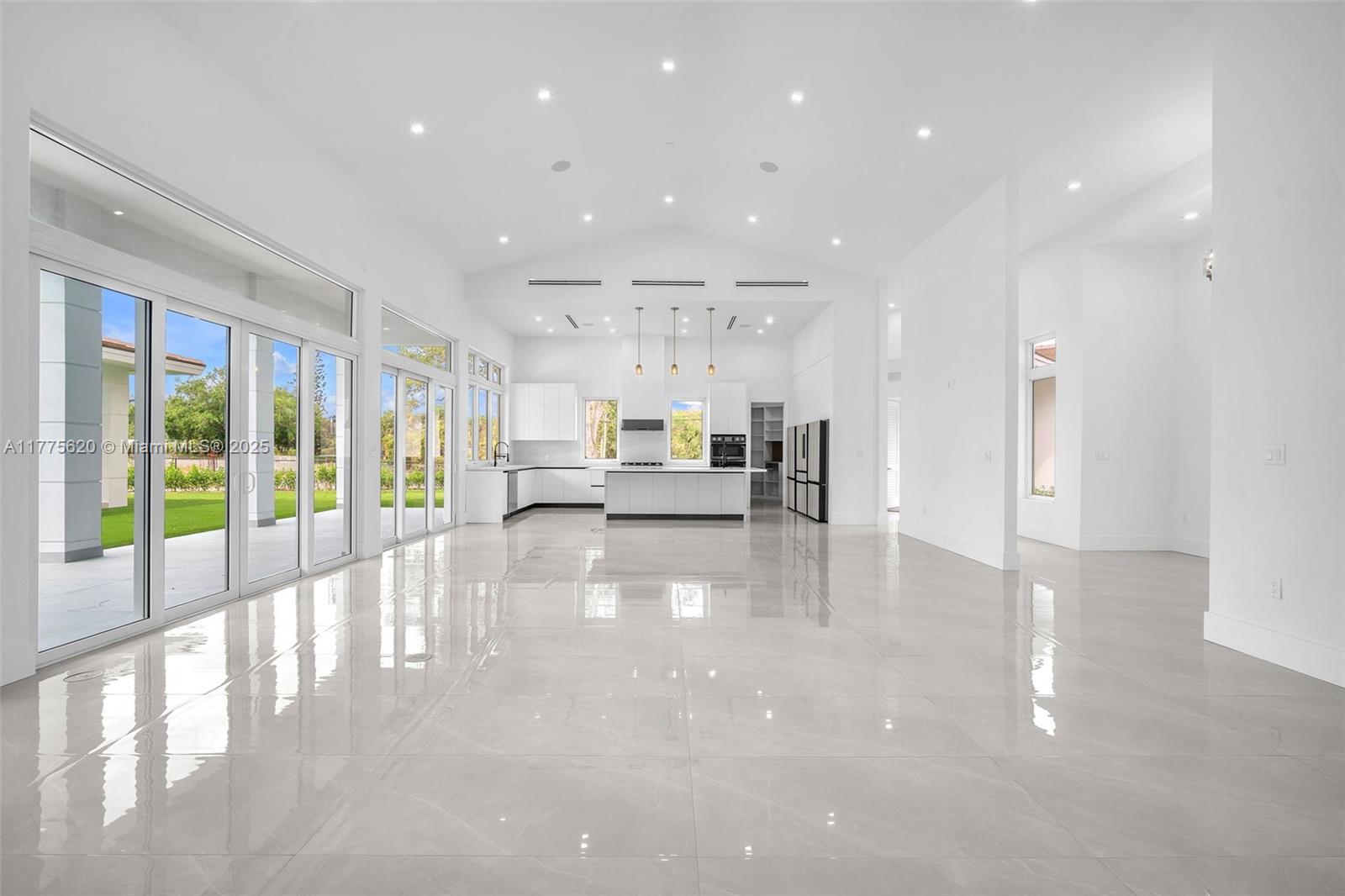 7900 Sw 70th St, Miami, Broward County, Florida - 6 Bedrooms  
7 Bathrooms - 