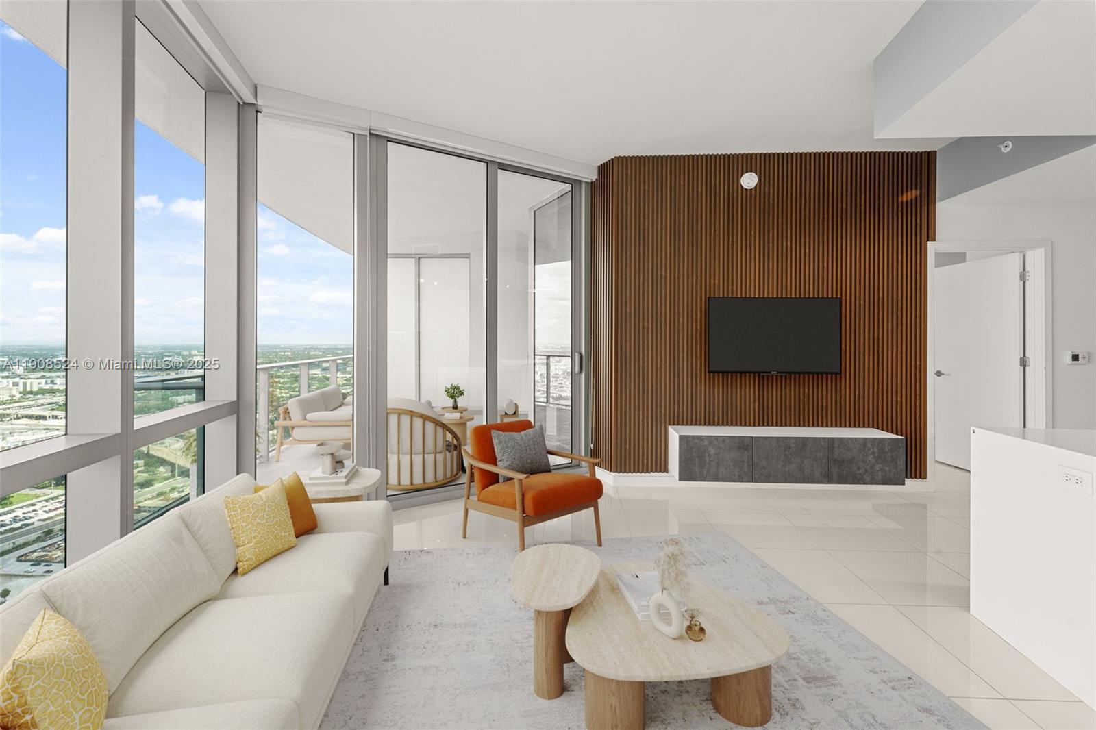 PARAMOUNT MIAMI WORLDCENT - Residential Lease