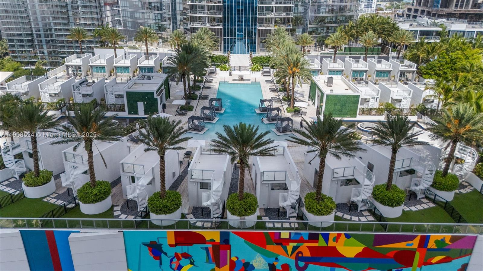 PARAMOUNT MIAMI WORLDCENT - Residential Lease
