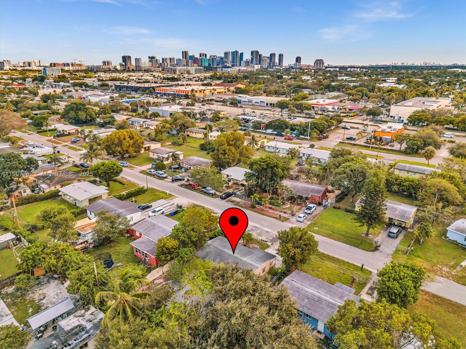 LAUDERDALE MANORS ADD - Residential