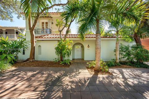 3240 Morris Ln Miami FL 33133