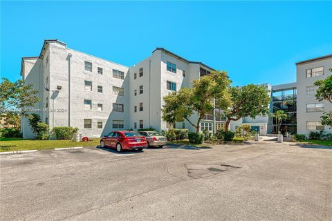 A home in Lauderdale Lakes