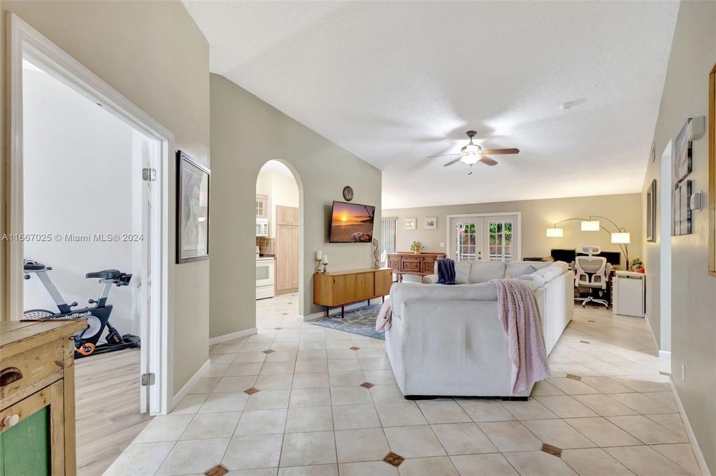 Photo of 130 Sherwood Dr, Royal Palm Beach, FL 33411 (MLS # A11667025)