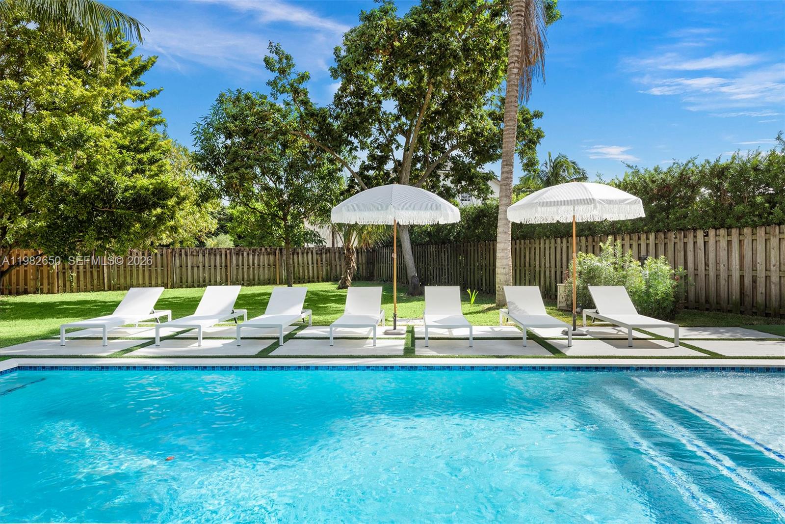 DAVIS ADDN TO BISC PARK V - Residential