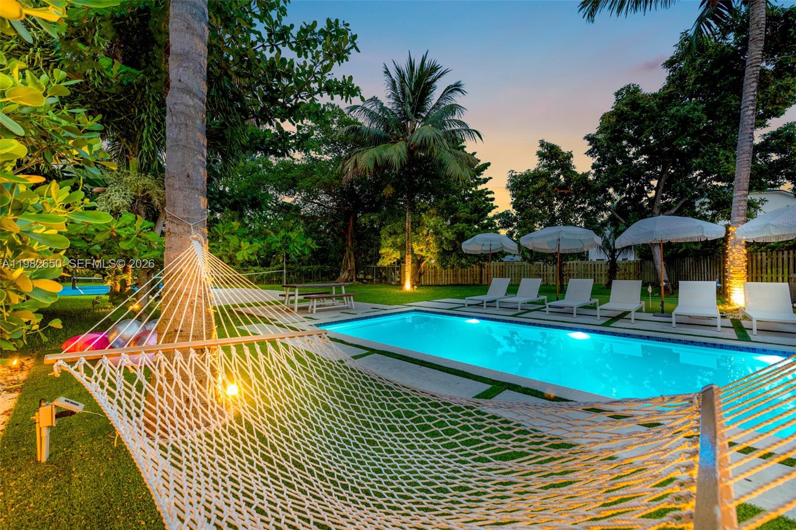 DAVIS ADDN TO BISC PARK V - Residential