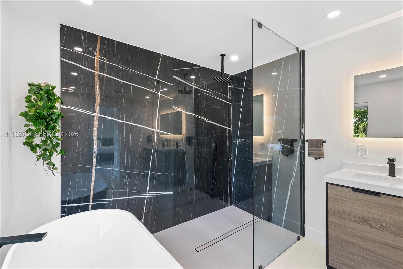 DAVIS ADDN TO BISC PARK V - Residential